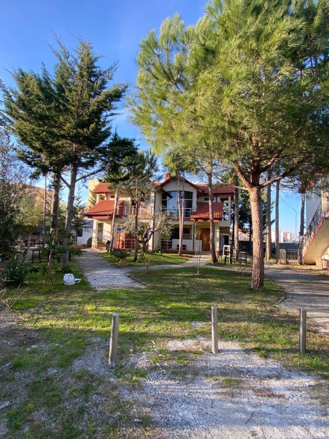 Hotel Garden Villa Ardo Golem  Exteriér fotografie