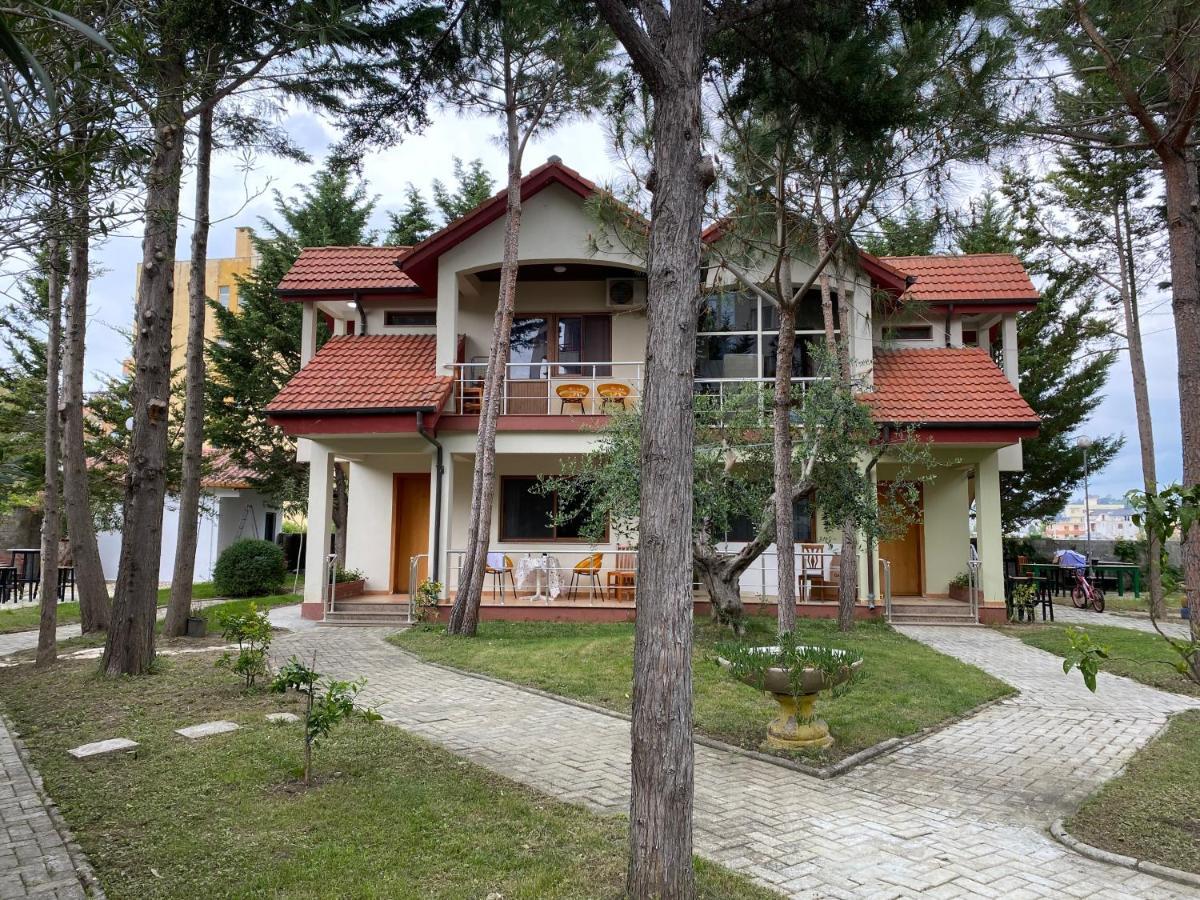 Hotel Garden Villa Ardo Golem  Exteriér fotografie
