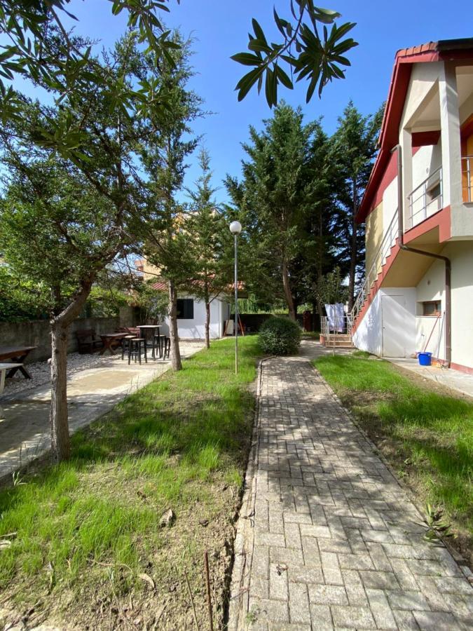 Hotel Garden Villa Ardo Golem  Exteriér fotografie